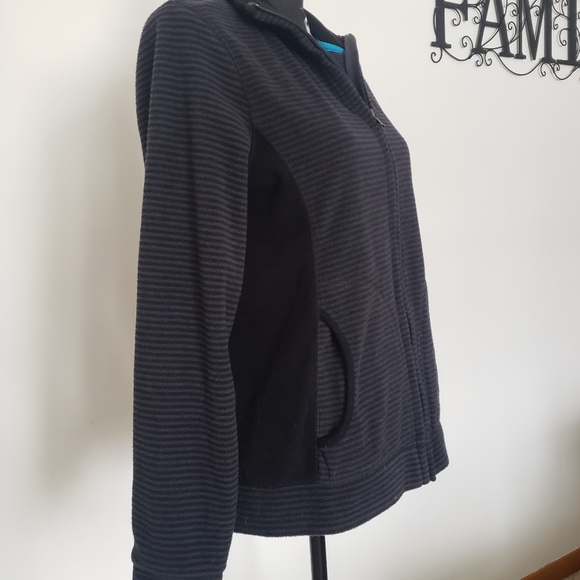 Old Navy fleece full zip - Picture 3 of 6